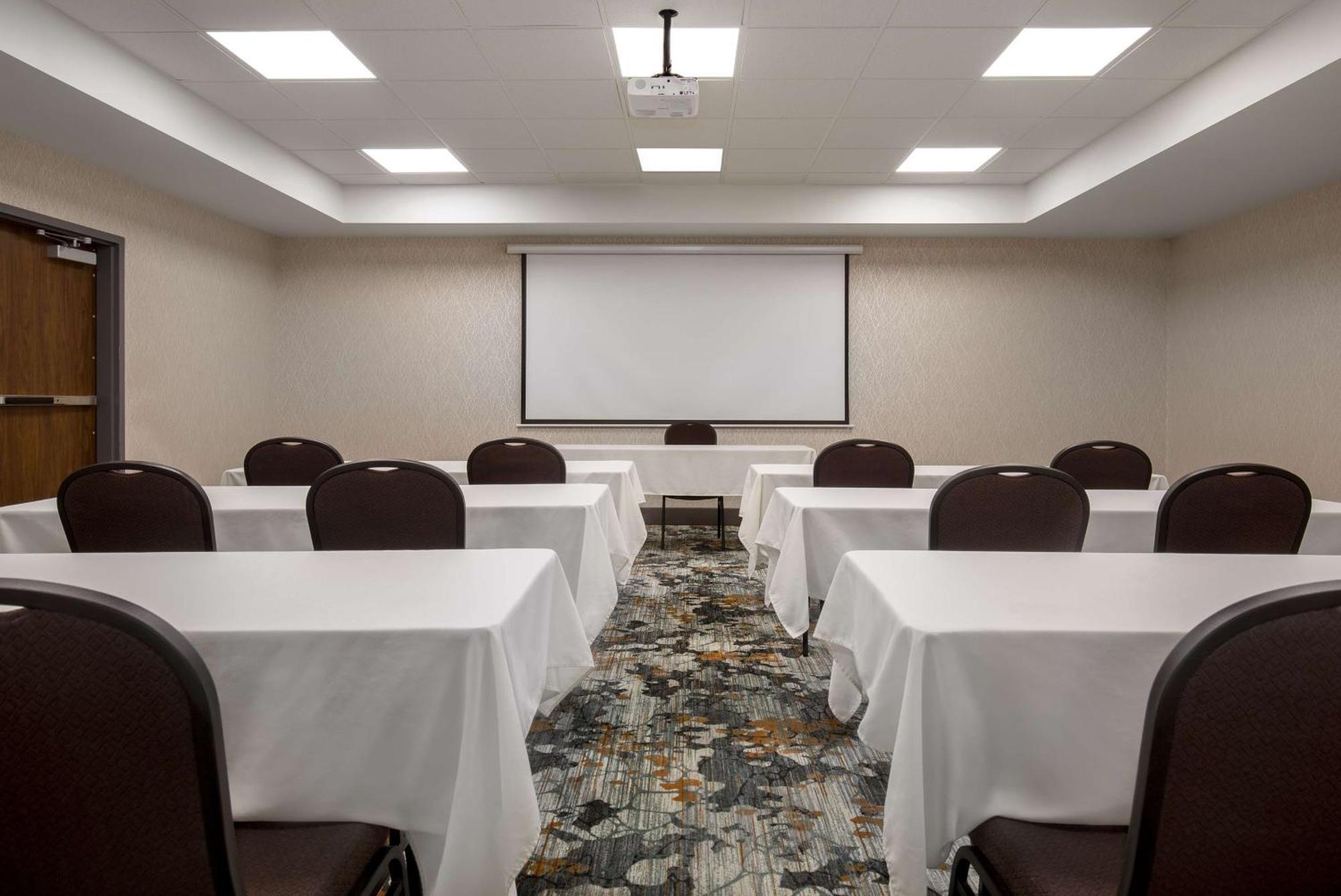 Hampton Inn By Hilton Brampton - Toronto Zewnętrze zdjęcie
