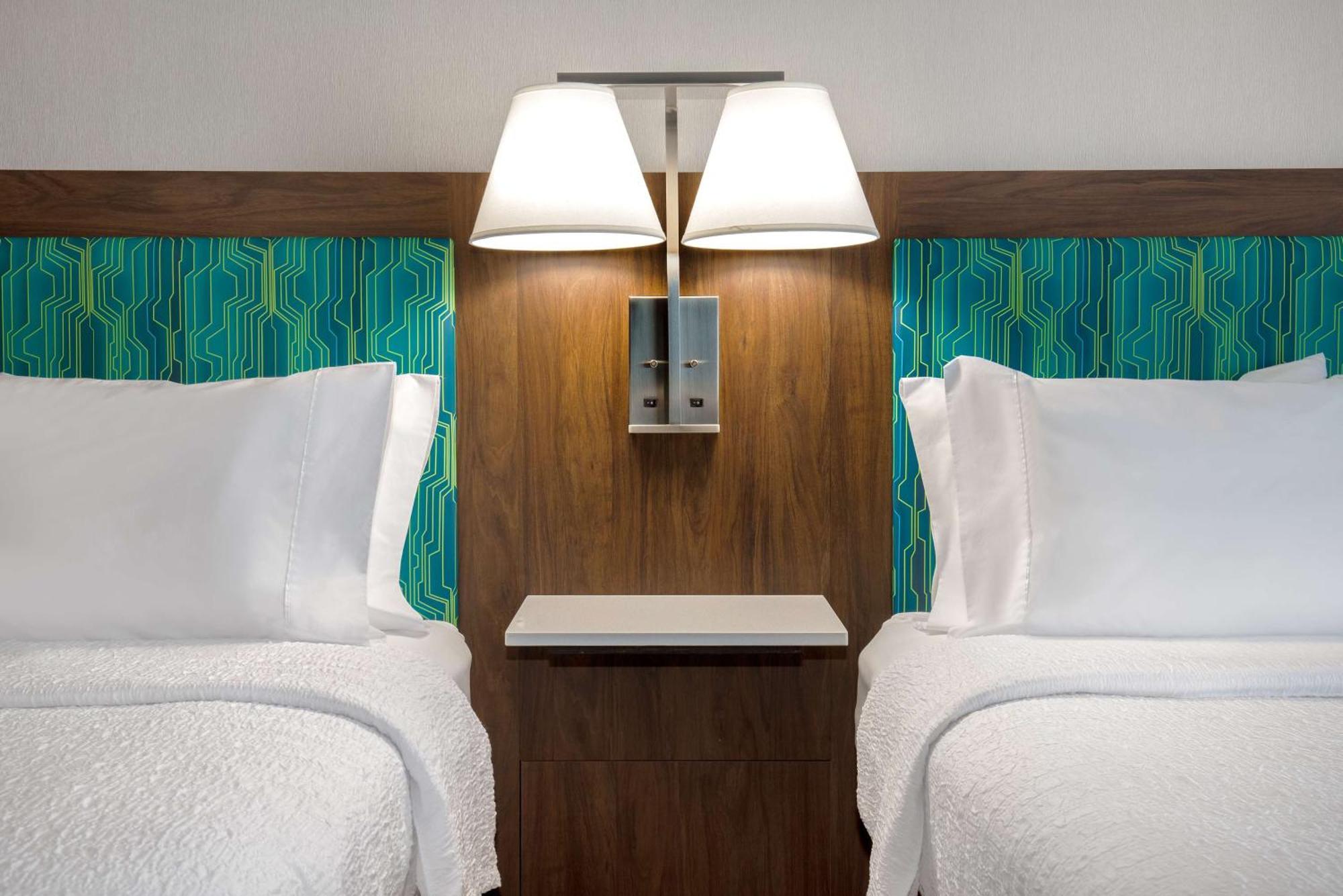 Hampton Inn By Hilton Brampton - Toronto Zewnętrze zdjęcie